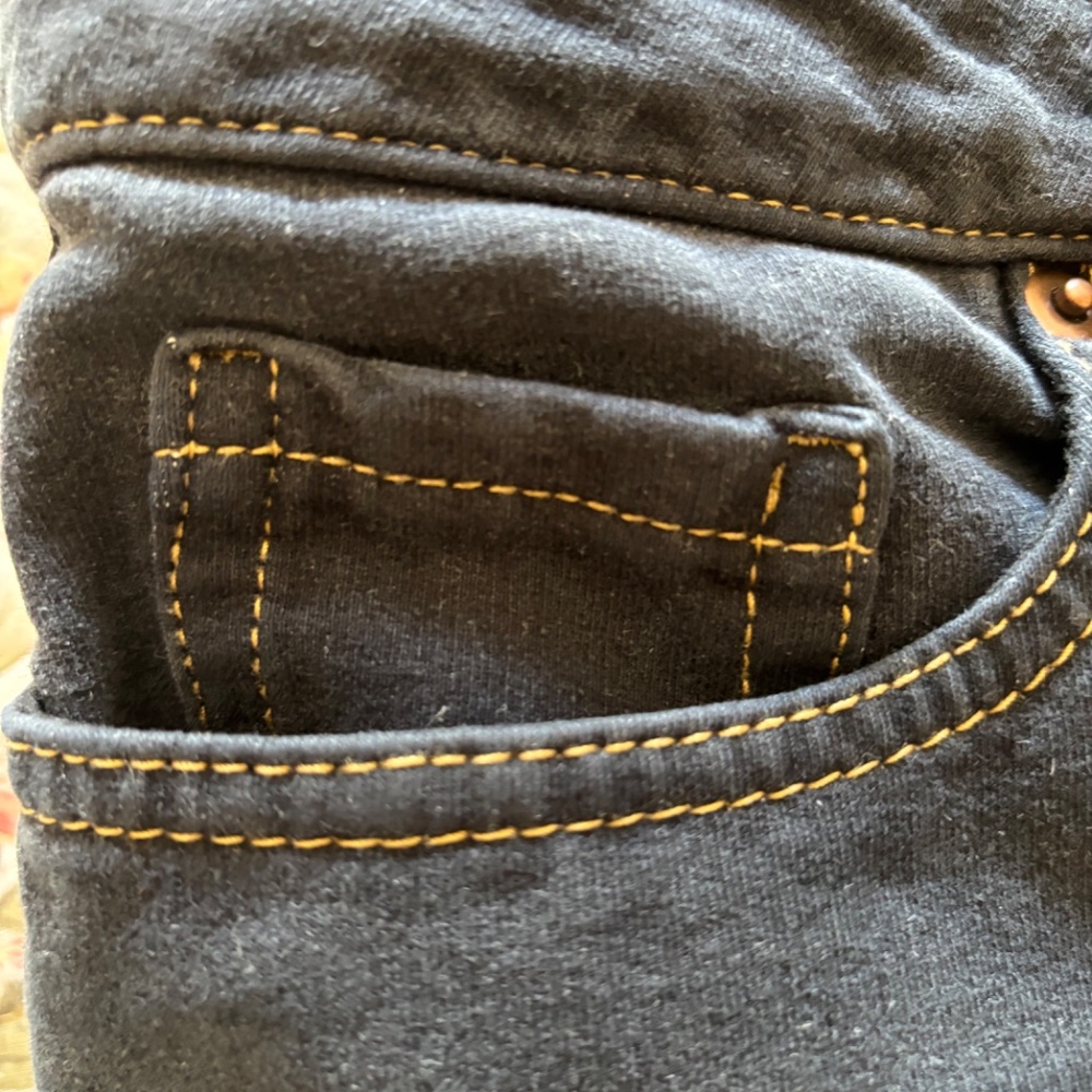 Jeans - petite - Picture 7 of 9